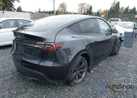 2025 Tesla Model Y Long Range Dual Motor Rear-Wheel Drive from USA, damaged, VIN 7SAYGDED5SF258801